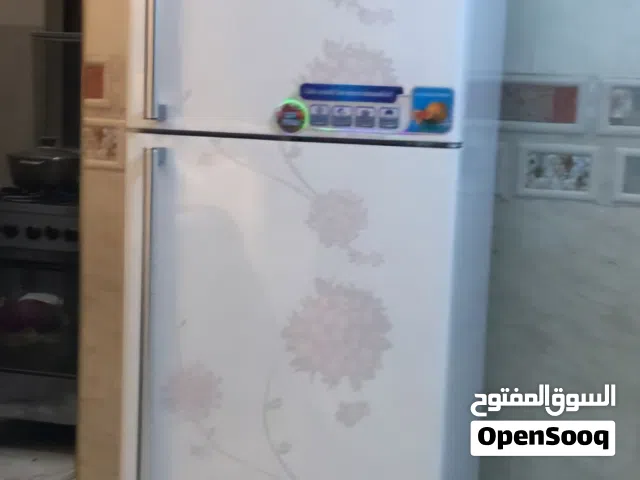 ثلاجة مستعمله للبيع