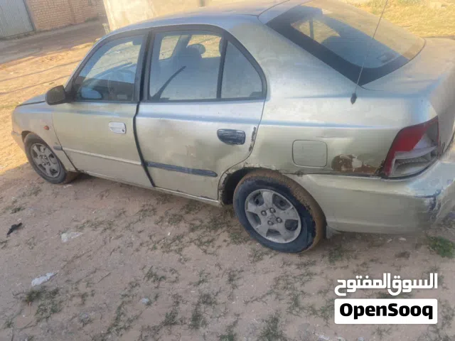 سيارة فيرنا