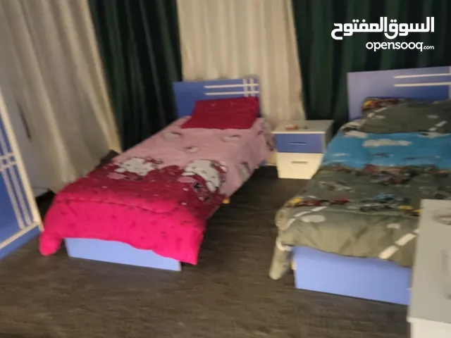 غرفة نوم شباب للبيع