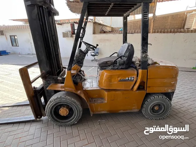 فوركرفت للبيع 2002