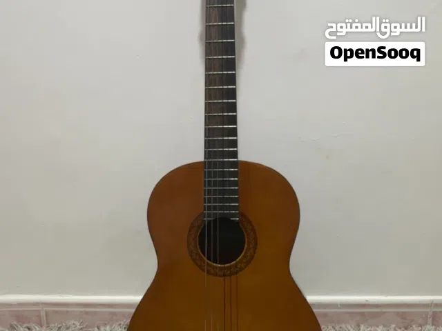 جيتار Yamaha C40 للبيع