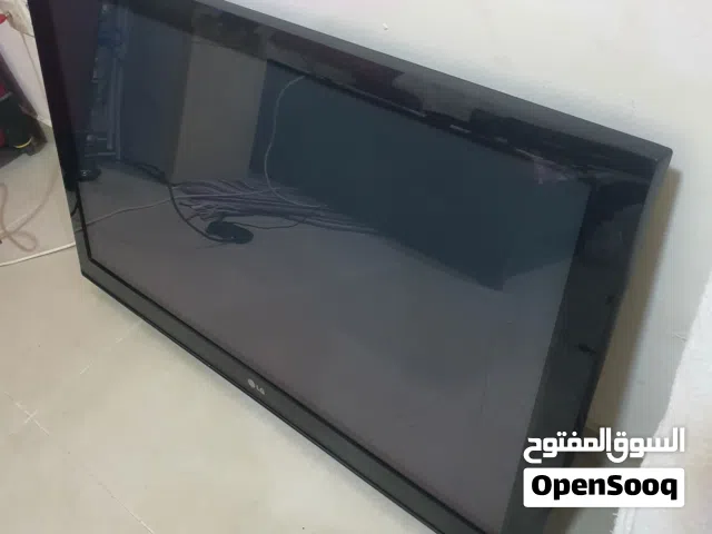 شاشة LG قديمة تعمل بشكل ممتاز