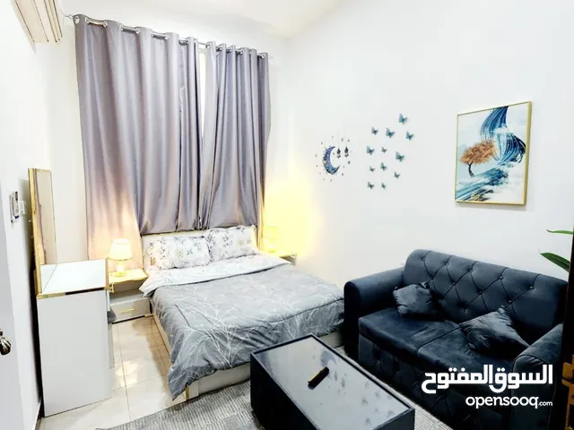 للايجار استديو مفروش في الصاروج الشبحات 2200 شهري شامل