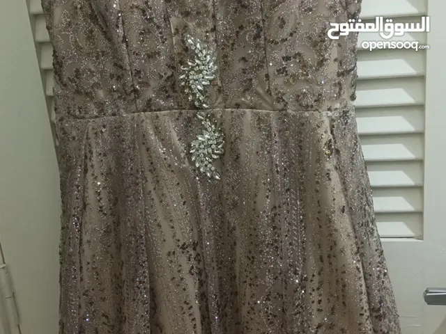 فساتين سهره طويله