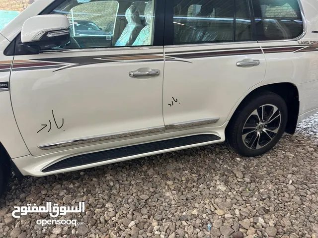 السلام عليكم للبيع تيوتا لاندكروز