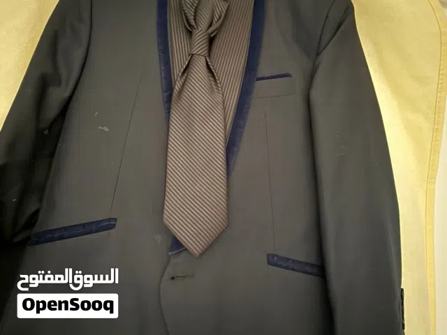 بدلة توكسيدو اسود اصلي، مع قميص ابيض عمر 6  سنوات