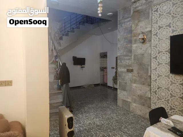185 m2 2 Bedrooms Townhouse for Sale in Karbala Al-Hussein