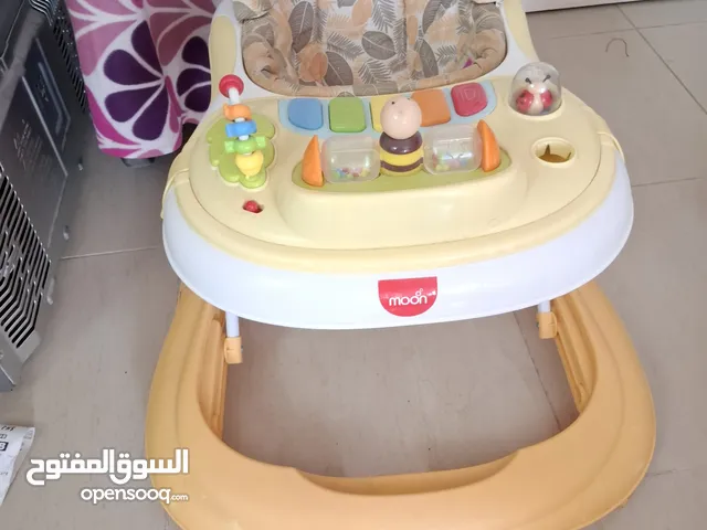 مشاية اطفال