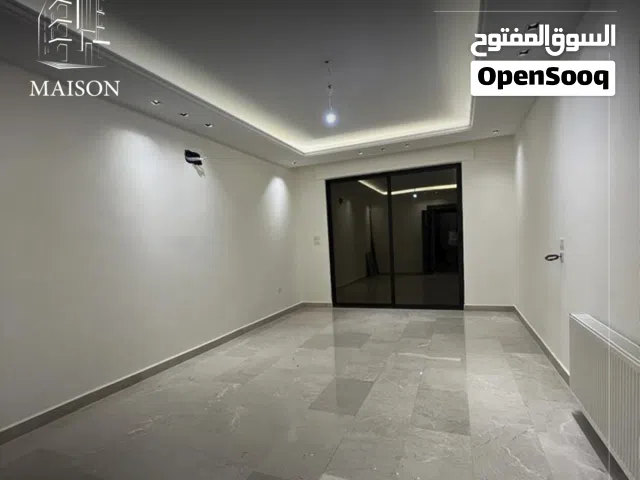 ثالث مع روف في ضاحية النخيل تشطيب ملوكي فخم و بالاقساط من المالك بدون بنوك