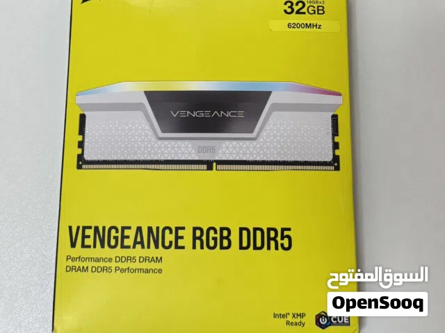 ذاكره DDR5 رام فينجانس سعه 32 جيجابايت (16-2) بإضاءة ملونه RGB،ذاكرة 6200 ميجاهيرتز بمعالجIntel XMP