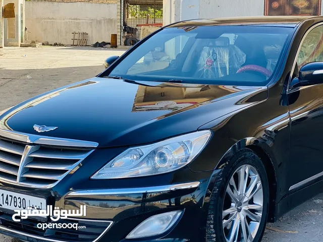 Used Genesis GV60 in Tripoli