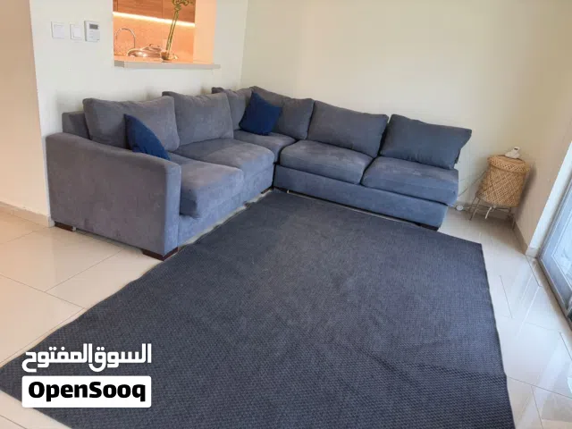 كنب لون رمادي