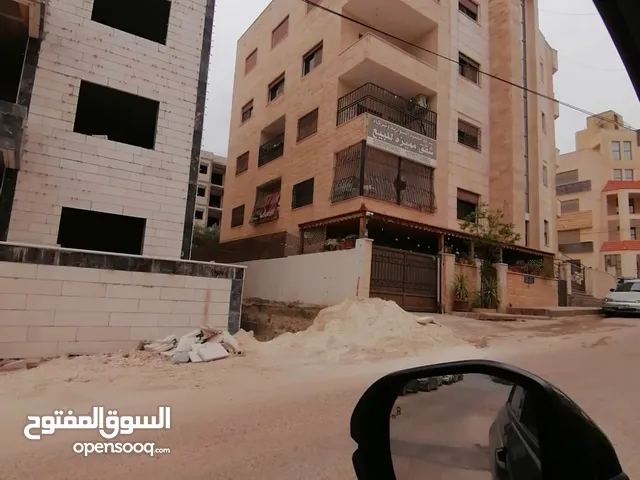 122 m2 5 Bedrooms Apartments for Sale in Madaba Madaba Center