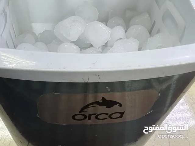 صانعة ثلج ا