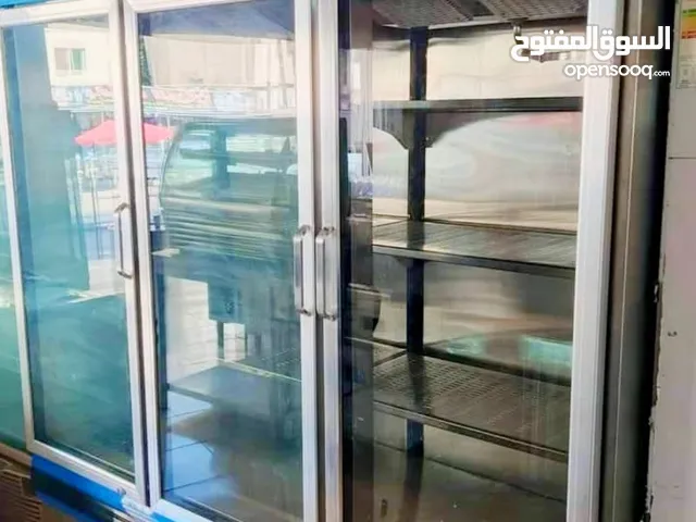 مطلوب فريزر عامودي للشراء الفوري 4او3 ابواب