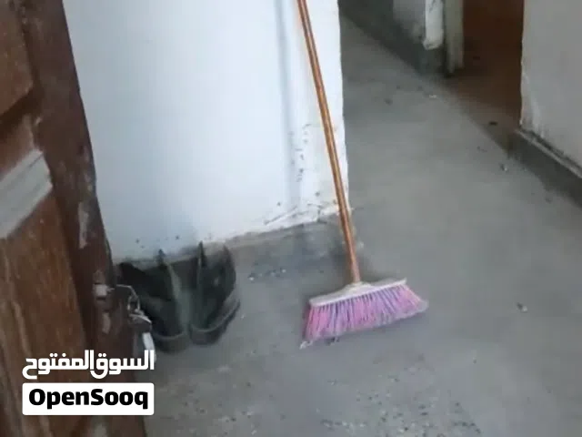 شقه للبيع بشارع الوحده يجوار العسكري درينك