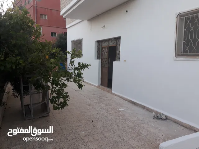 100 m2 3 Bedrooms Apartments for Rent in Salt Al Balqa'