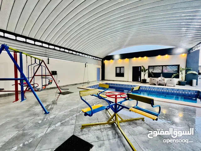 2 Bedrooms Chalet for Rent in Tripoli Al-Baesh