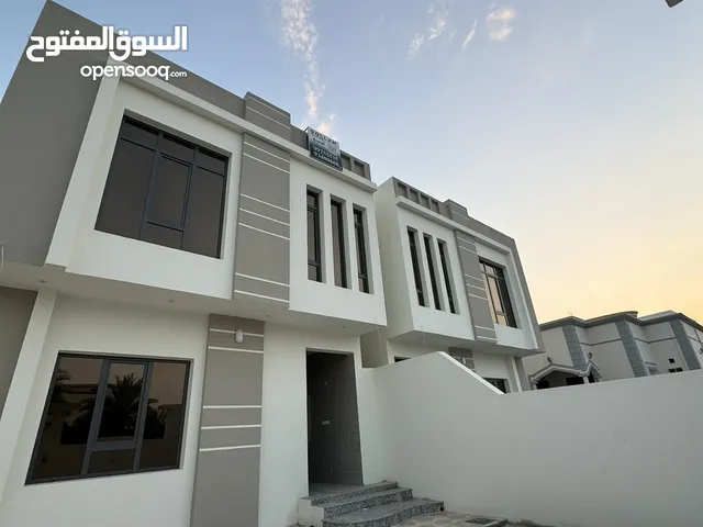 332 m2 More than 6 bedrooms Villa for Sale in Muscat Al Maabilah