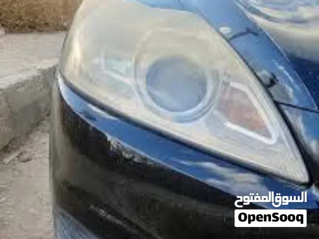 زوج اضوية امامي فورد فوكس 2011 للبيع مستعمل