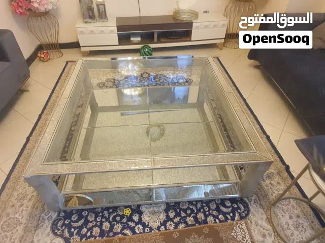 selling my centre table