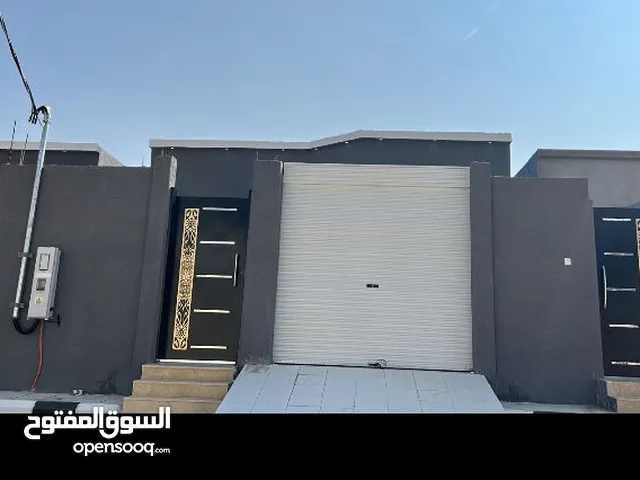 300 m2 More than 6 bedrooms Townhouse for Rent in Afif Al Nahdhah