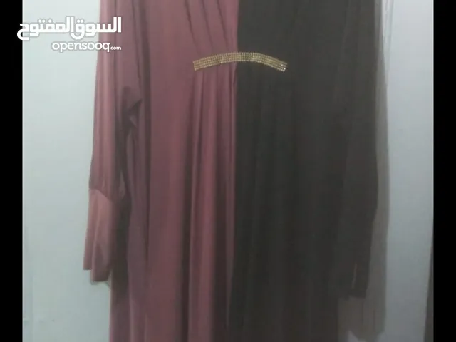اسال عبايات لبسه واحده شبه الجديد