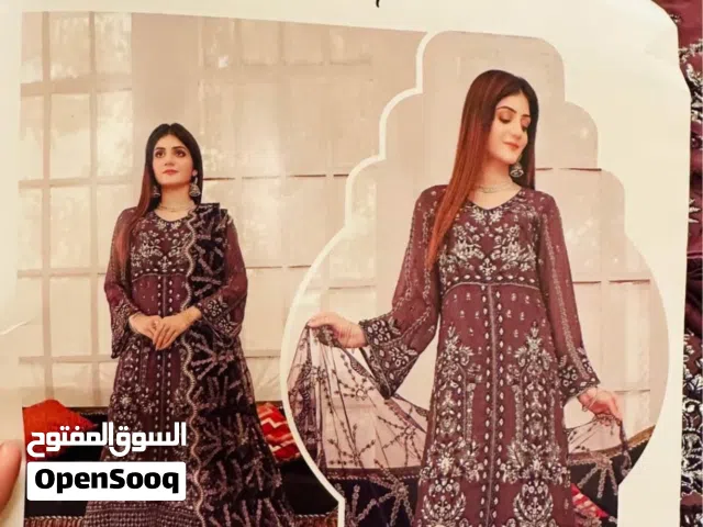 Unstitched pakistani three peice branded three peice suit in chiffon material with net dupatta