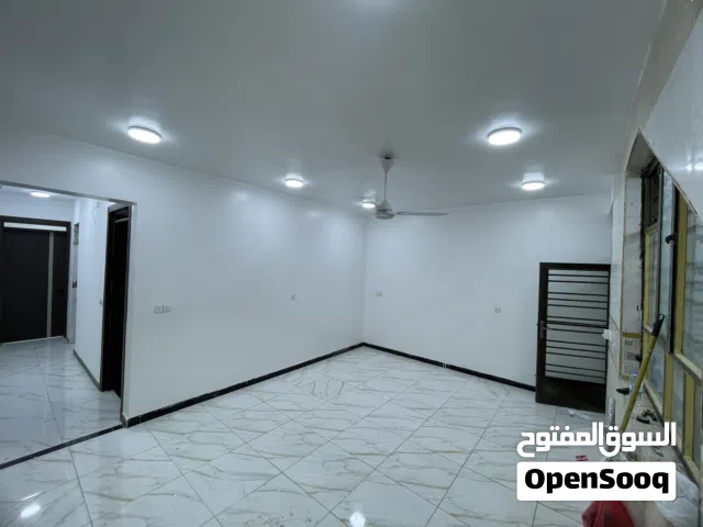 شقة للإيجار جديده طابق اول