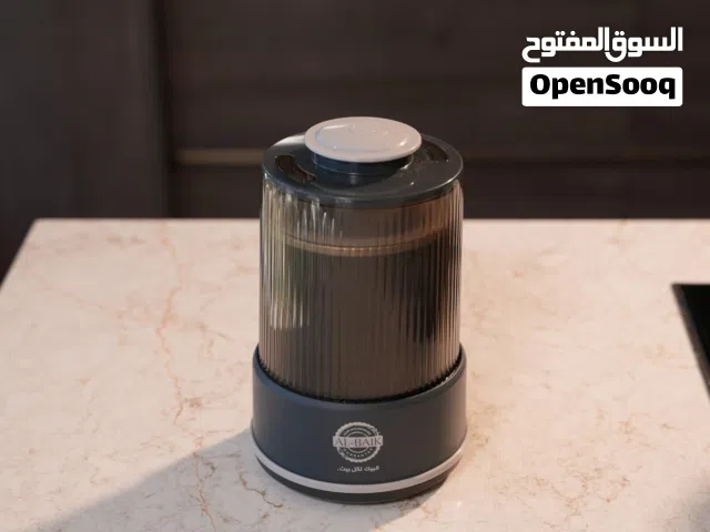 مطحنة قهوة وبهارات ماركة البيك الفخمة 200 واط آداء قوي جدا بألوان متعددة