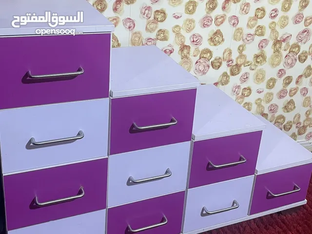غرفة نوم بنات مستعملة مع تختين استخدام 5 سنوات