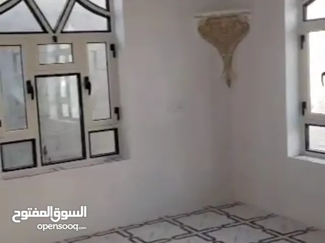 1000 m2 4 Bedrooms Apartments for Rent in Sana'a Sa'wan