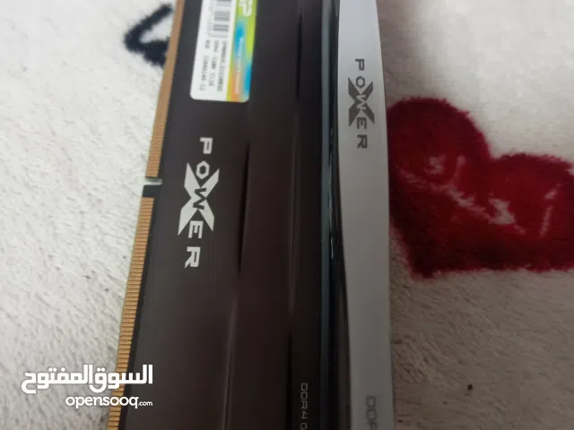 "وحش الأداء: رامات Silicon Power 16GB DDR4 - أناقة التصميم وقوة السرعة."
