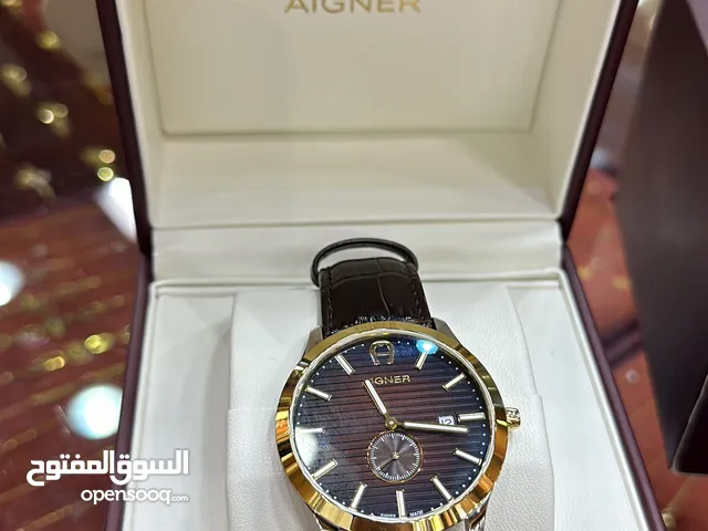Aigner watch just like new. Bought from aigner store in city center seeb. No scratch or damage