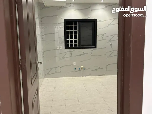 165 m2 3 Bedrooms Apartments for Rent in Al Riyadh Al Arid