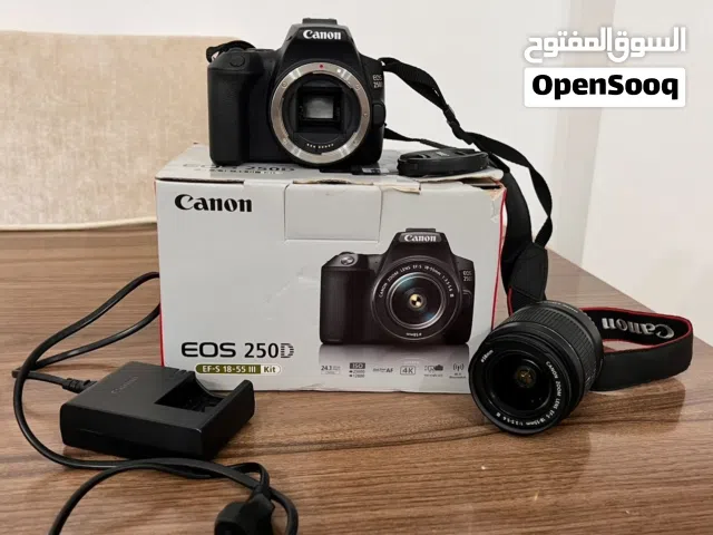 كاميرا كانون 250D مستعملة خفيف