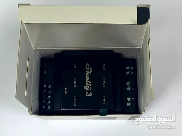 Shelly Pro 3: 3-Channel DIN Rail Automation Relay (Wi-Fi/LAN/BT)