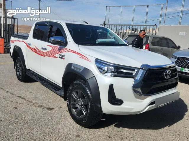 Used Toyota Hilux in Amman