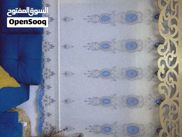 طقم كورنر وبرداي وطاولة وسط مع طاولة سفره ب 300 دينار