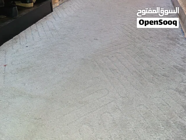 سجادة ممر موكيت قص نوع ثقيل للبيع