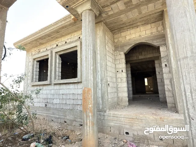 220 m2 3 Bedrooms Townhouse for Sale in Benghazi Bodzirah
