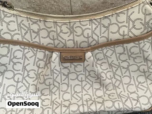 شنطة Calvin Klein
