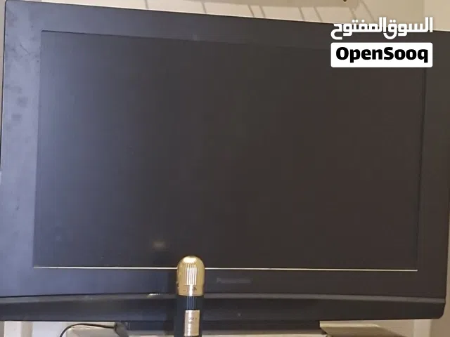 شاشة 32 بوصة