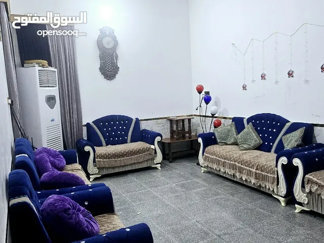 200 m2 2 Bedrooms Townhouse for Sale in Dhi Qar Al-Iskan Al-Sina'i