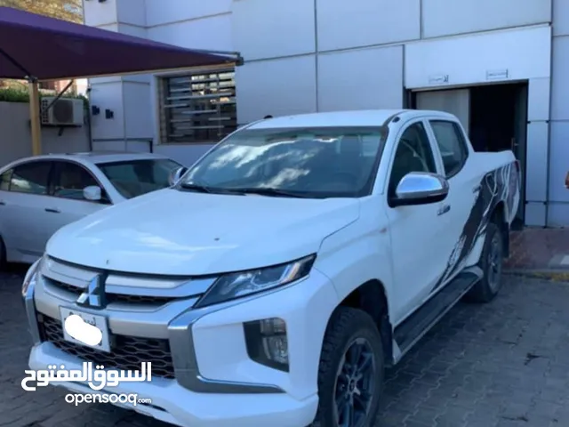 Used Mitsubishi L200 in Benghazi