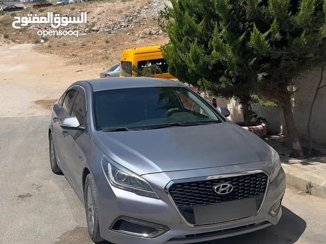 سوناتا للبيع