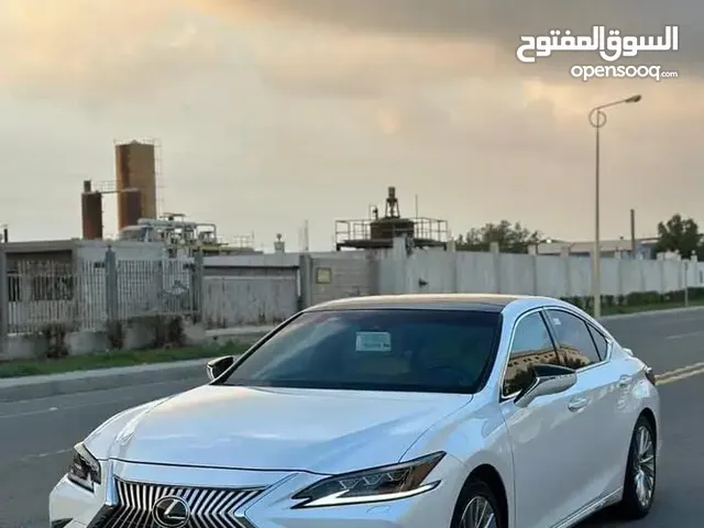Used Lexus ES in Wadi ad-Dawasir
