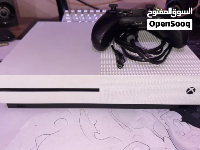 Xbox one s 1TB with black controller