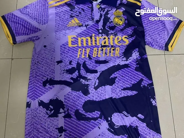 تيشرتات رياضية للبيع
