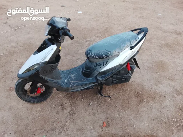 ماكس عدله وكيل